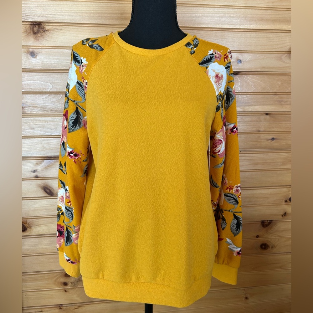 SHEIN Floral Print Pullover - Size Small